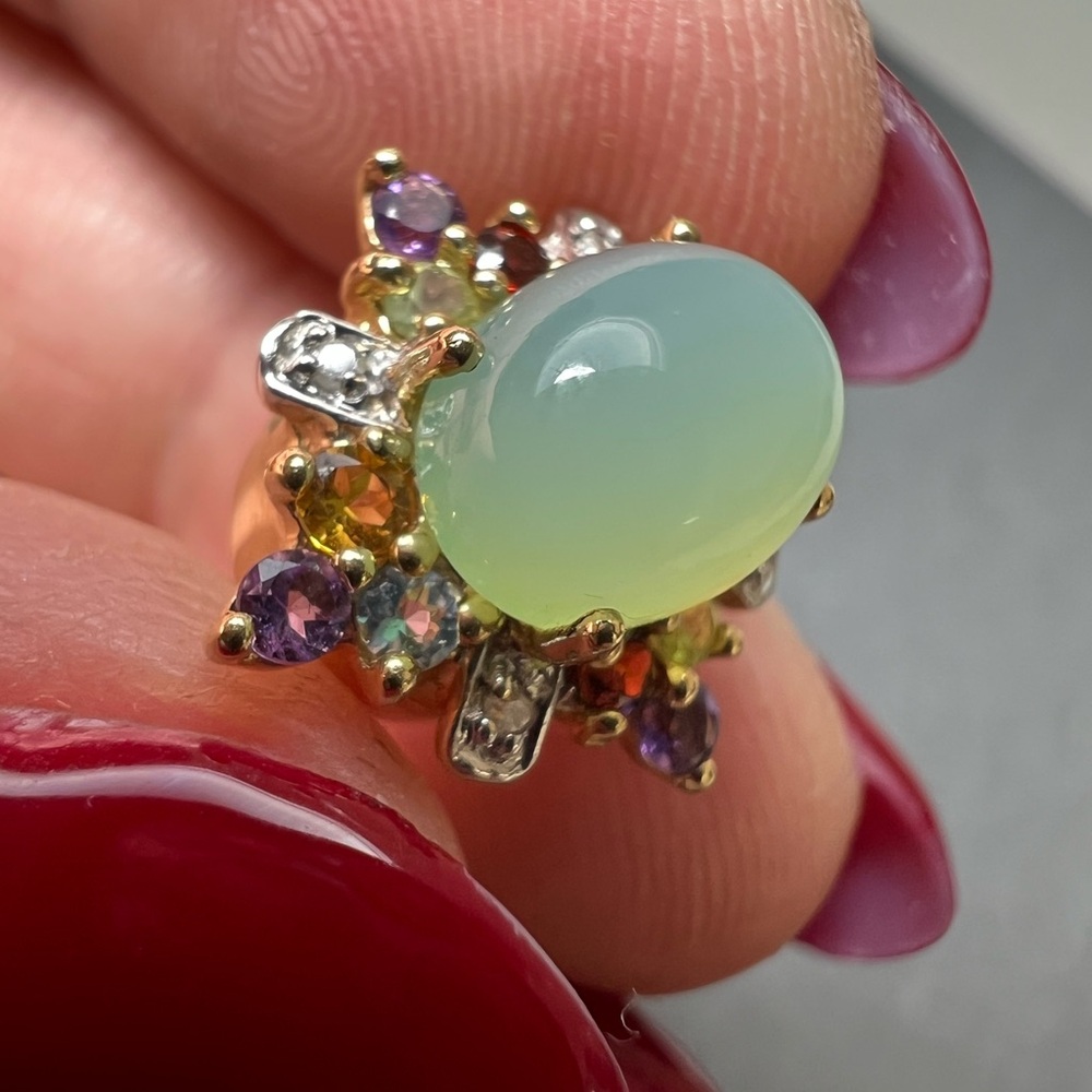 Elegant 14K yellow gold multi-gemstone pendant charm - Picture 6 of 15